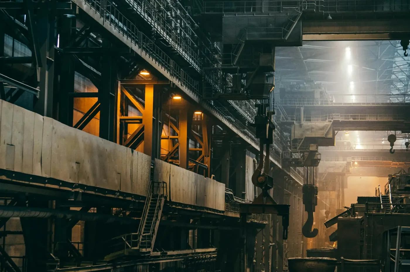 Heavy industrial hall with overhead lifting equipment