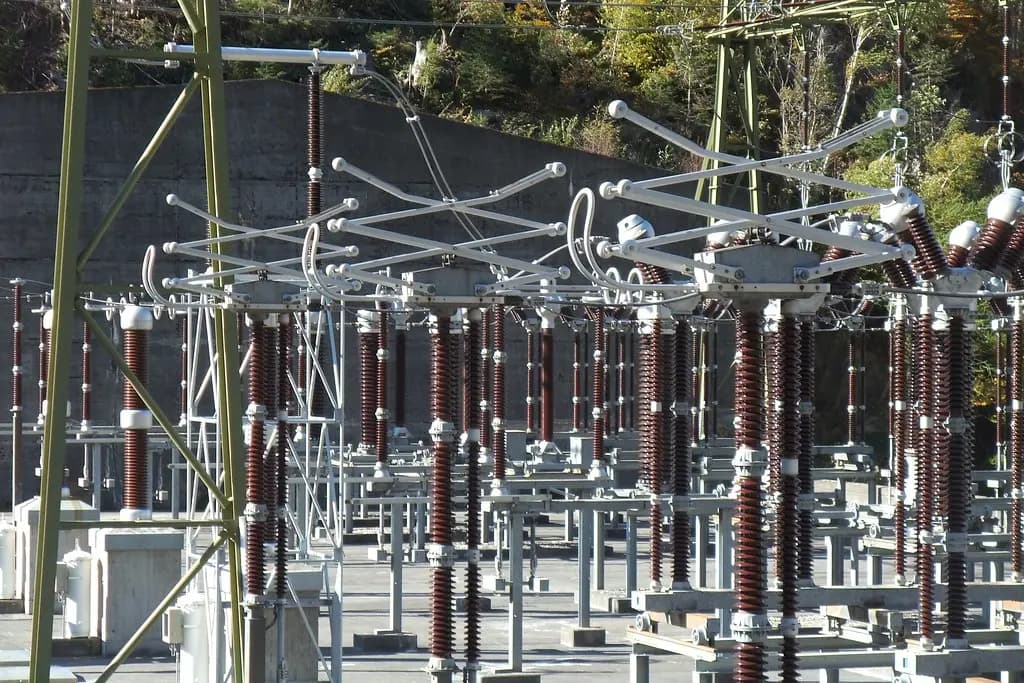 High-voltage switchyard equipment